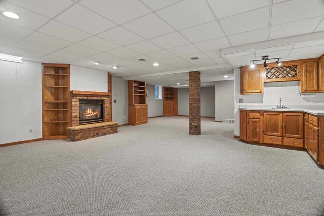 W2543 Skyview Ct, House other with 4 bedrooms, 4 bathrooms and null parking in APPLETON WI | Image 38
