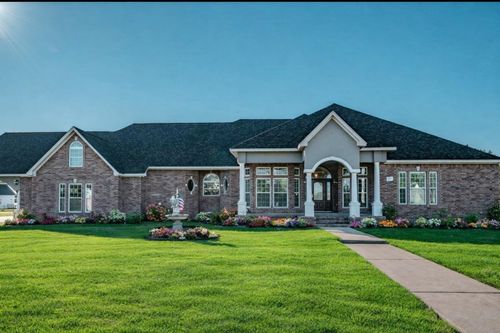 9018 Water Point Dr, Beach City, TX, 77523-9805 | Card Image