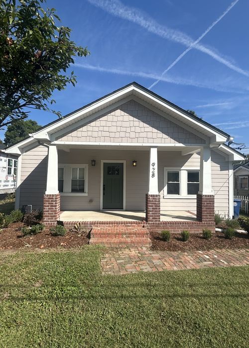 928 Glass St, Franklin, TN, 37064-2412 | Card Image