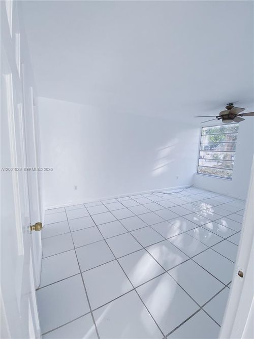 apt-110-870 Nw 87th Ave, Miami, FL, 33172-3423 | Card Image