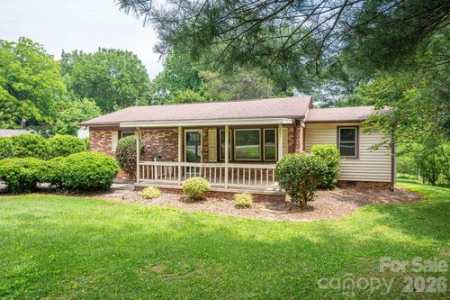 626 Dallas Spencer Mtn Rd, Dallas, NC, 28034-7607 | Card Image