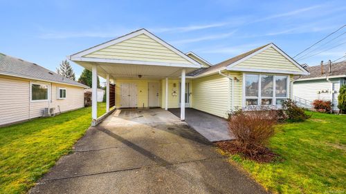 660 25th St, Courtenay, BC, V9N8J3 | Card Image