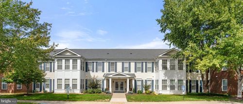 112-6704 Holly Farm Ln, WARRENTON, VA, 20187-7277 | Card Image