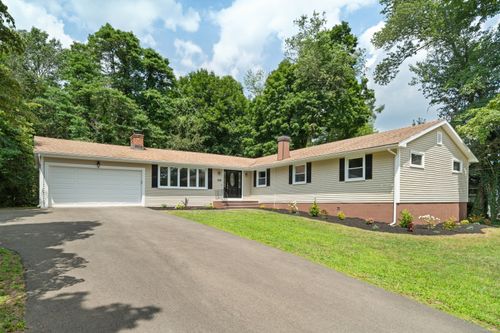 139 Sleeping Giant Dr, Hamden, CT, 06518-2122 | Card Image