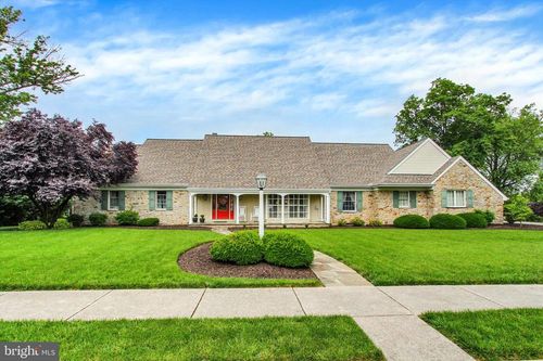302 Deguy Ave, HANOVER, PA, 17331-1395 | Card Image
