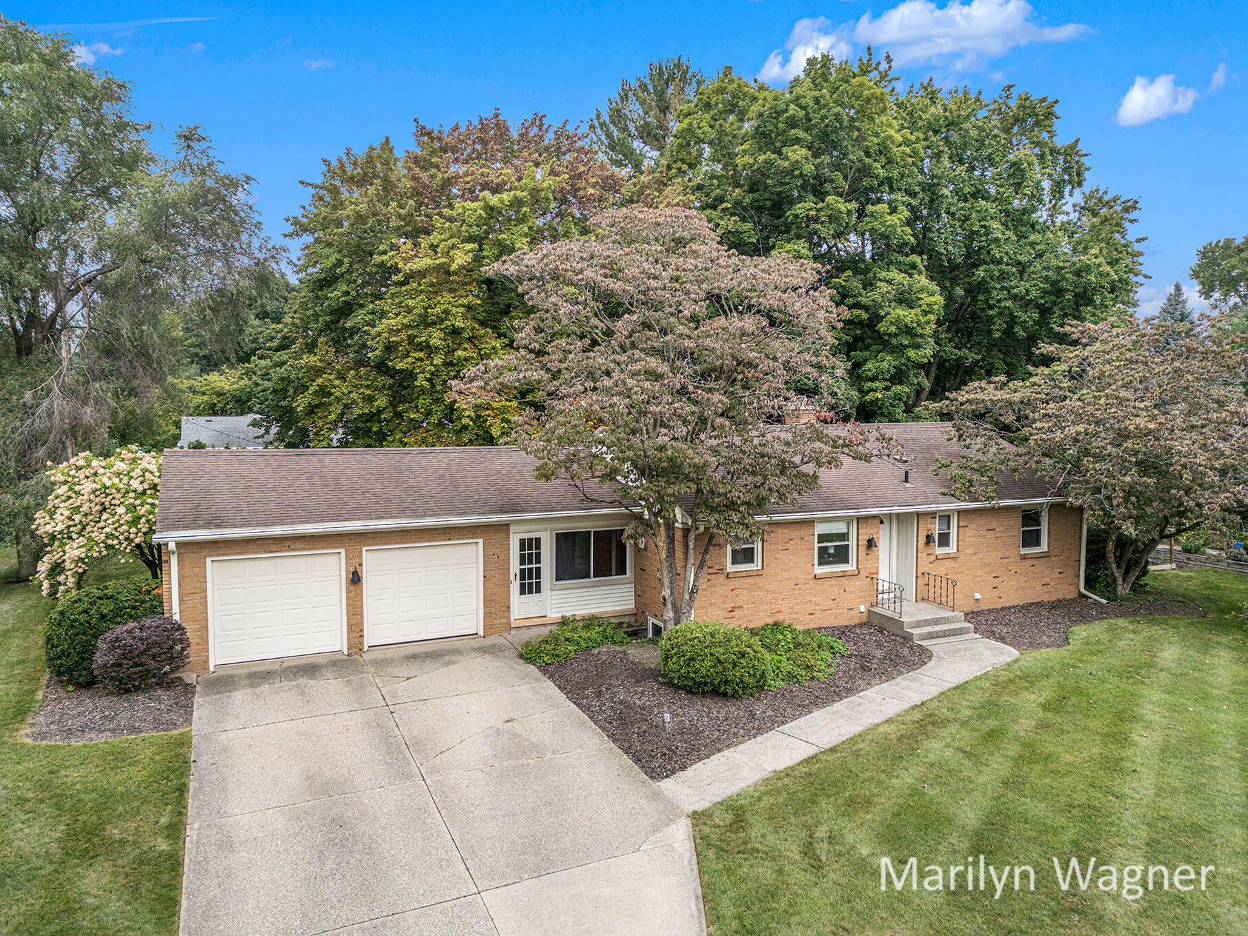 Forest Hill Ave, Grand Rapids, MI 49546