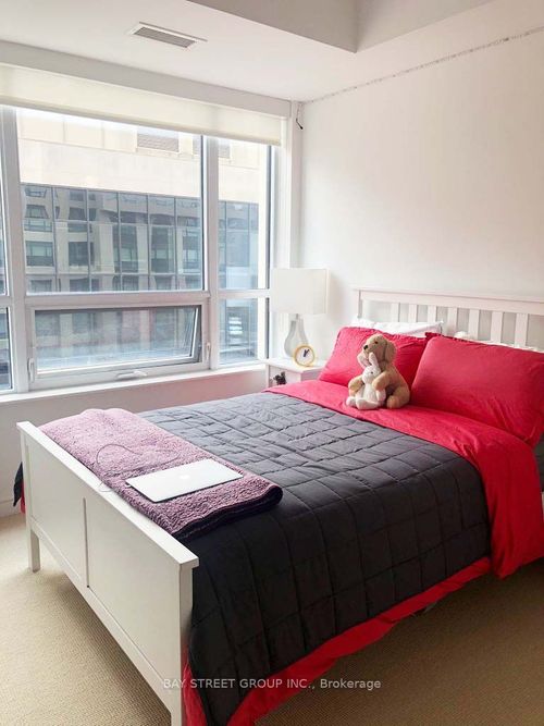 5-88 Scott St, Toronto, ON, M5E0A9 | Card Image