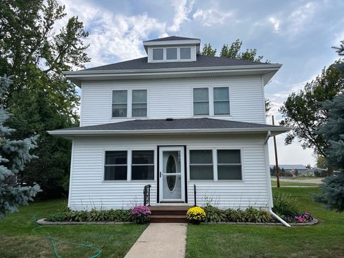 260 2nd Ave W, Echo, MN, 56237-1572 | Card Image