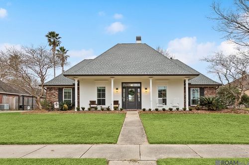 6016 Mourning Dove Dr, Baton Rouge, LA, 70817-1104 | Card Image