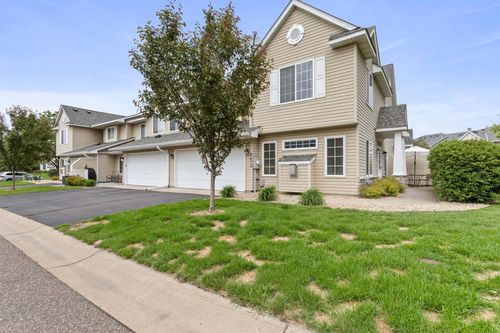 8475 121st Ave N, Champlin, MN, 55316-2086 | Card Image