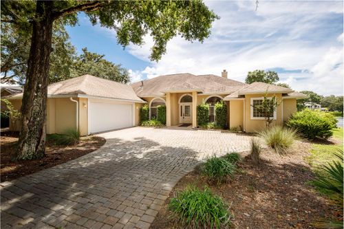 322 Oaklake Ln, Niceville, FL, 32578-4400 | Card Image
