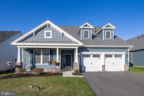 402 National Dr, DOWNINGTOWN, PA, 19335-1674 | Card Image