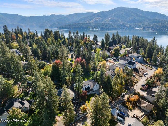 Surrounded by gorgeous mountain views | Image 42