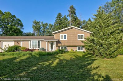 7051 Barkley Road, Home with 3 bedrooms, 1 bathrooms and null parking in Tuscola Twp MI | Image 3