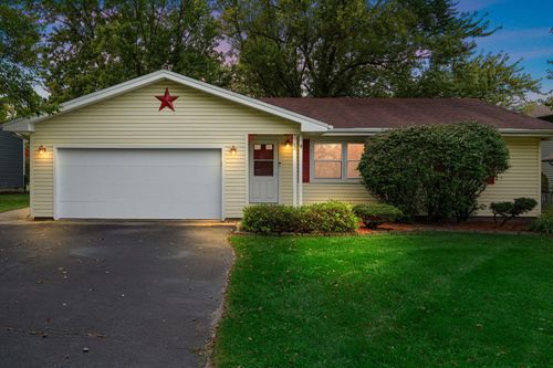 3783 Kingsway Dr, Crown Point, IN, 46307-8938 | Card Image