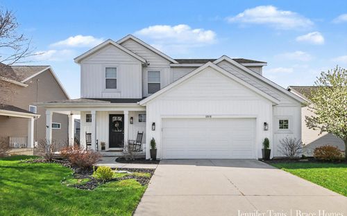 5918 Farmview Dr, Allendale, MI, 49401-9001 | Card Image