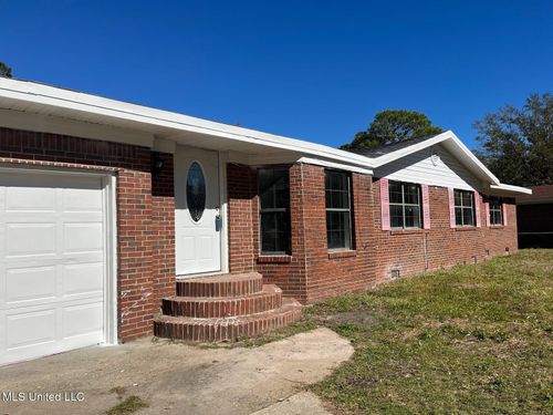 4831 Community Ave, Moss Point, MS, 39563-5307 | Card Image
