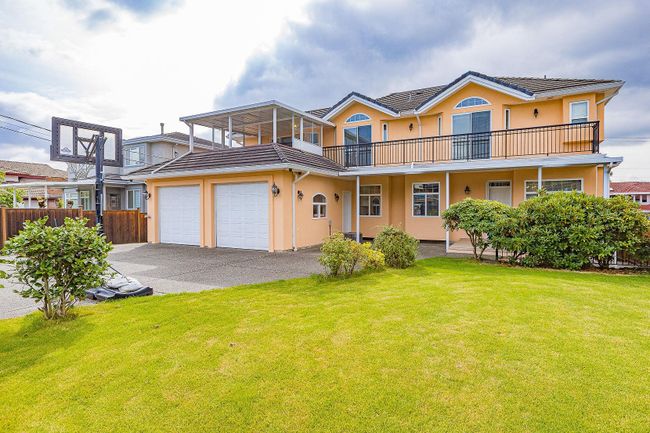 6589 Kitchener Street, House other with 7 bedrooms, 6 bathrooms and 5 parking in Burnaby BC | Image 36