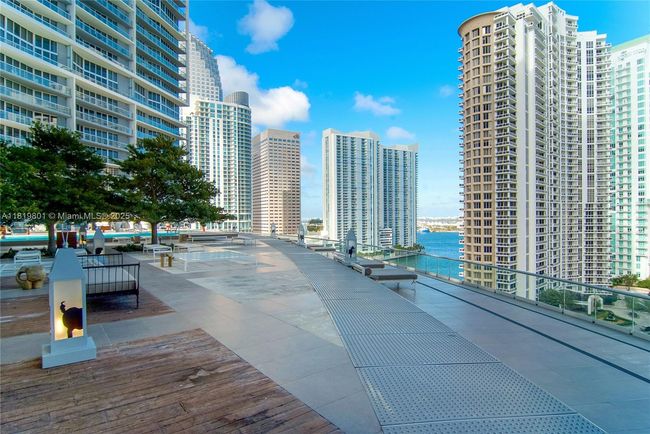 APT-4213 - 475 Brickell Ave, Condo with 2 bedrooms, 2 bathrooms and null parking in Miami FL | Image 24