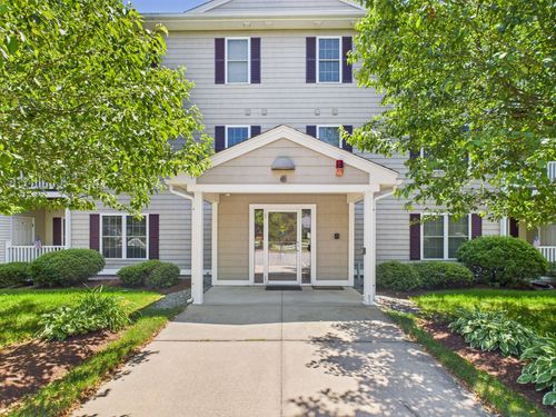 apt-103-6 Stearns Ln, Merrimack, NH, 03054-6402 | Card Image