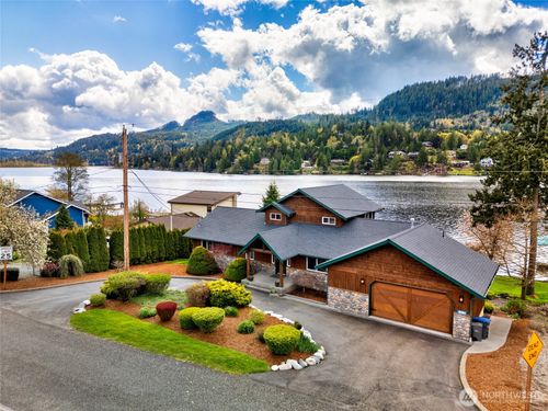 18304 S West View Rd, Mount Vernon, WA, 98274-8132 | Card Image