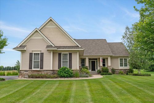 238 Muirfield Trl, Hudson, WI, 54016-7896 | Card Image