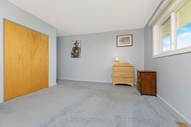 9110 10 Th Line, House other with 3 bedrooms, 1 bathrooms and 8 parking in Norval ON | Image 21