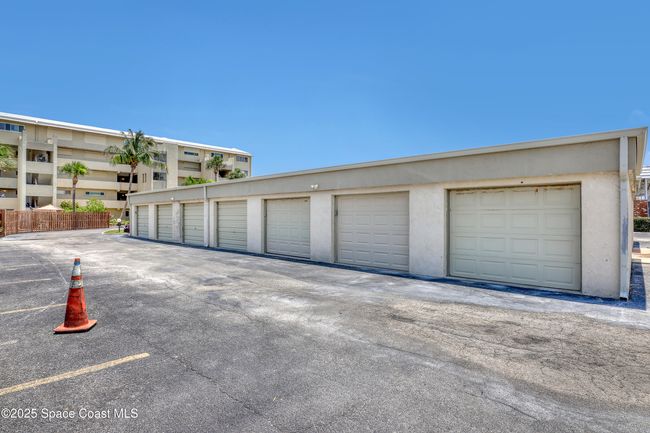 309 - 5050 Ocean Beach Blvd, Condo with 2 bedrooms, 2 bathrooms and null parking in Cocoa Beach FL | Image 33