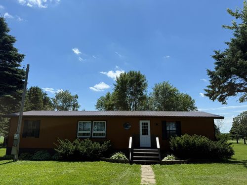 5020 County 11 Blvd, Kenyon, MN, 55946-4404 | Card Image