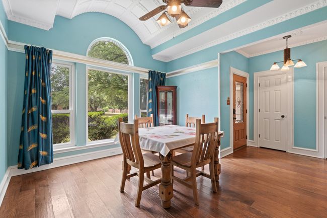 124 Bent Tree Trl, House other with 3 bedrooms, 2 bathrooms and null parking in Burleson TX | Image 9