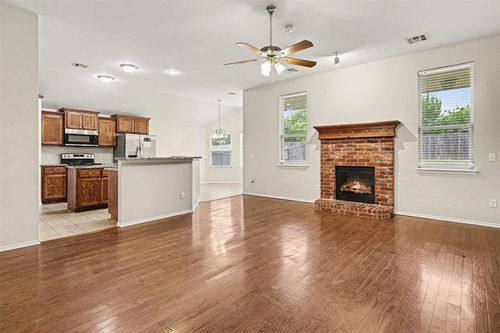 4005 Notting Hill Drive, Moore, OK, 73160 | Card Image