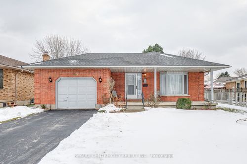 95 Dufferin St, Aylmer, ON, N5H2L9 | Card Image