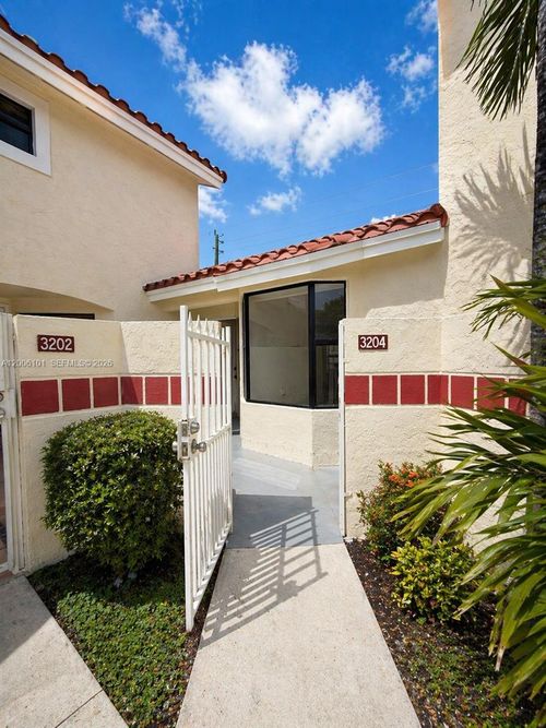 3204-3204 San Remo Cir, Homestead, FL, 33035 | Card Image