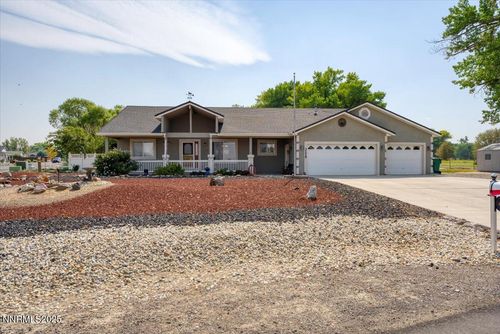 3175 Quick Cal Way, Fernley, NV, 89408-8713 | Card Image