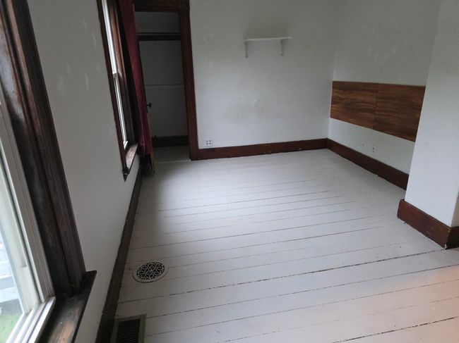 8 Center St, House other with 3 bedrooms, 2 bathrooms and null parking in Springfield VT | Image 22