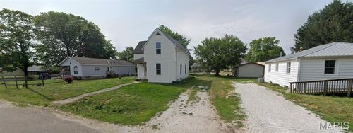 812 E State St, Astoria, IL, 61501-8698 | Card Image