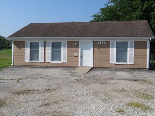 1312 6th St, Osawatomie, KS, 66064-1256 | Card Image