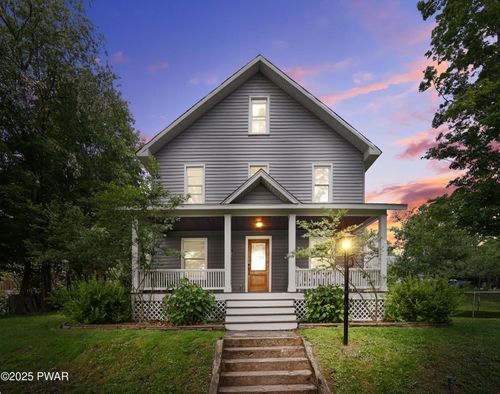 146 Union St, Honesdale, PA, 18431-1334 | Card Image