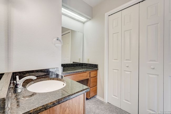 APT-604 - 2718 Old Field Dr, Condo with 2 bedrooms, 3 bathrooms and null parking in San Antonio TX | Image 32