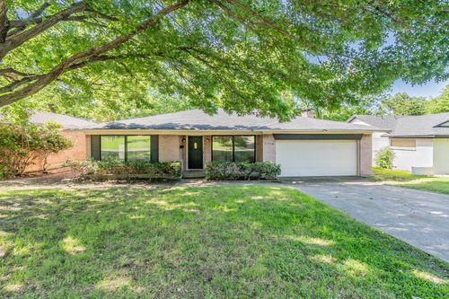 1714 Kiltartan Drive, Dallas, TX, 75228 | Card Image