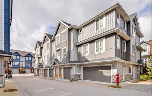 44-20860 76 Ave, Langley, BC, V2Y0S8 | Card Image