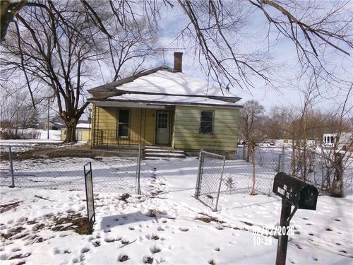 441 Walnut St, Cowgill, MO, 64637-8713 | Card Image