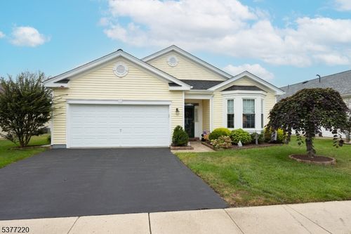 103 Minuteman Cir, ALLENTOWN, NJ, 08501-1860 | Card Image