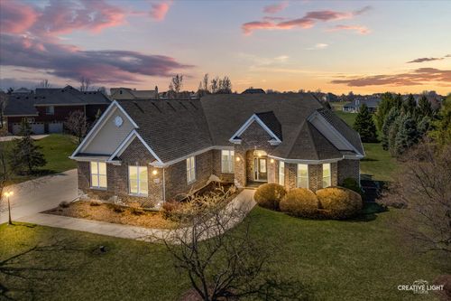 5643 Schmidt Ln, Yorkville, IL, 60560-9074 | Card Image