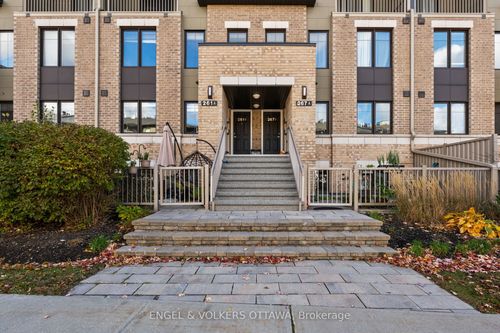 42-261 Titanium Pvt, Orleans, ON, K1C0A5 | Card Image