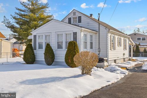 187 Berg Ave, Hamilton, NJ, 08610-4903 | Card Image