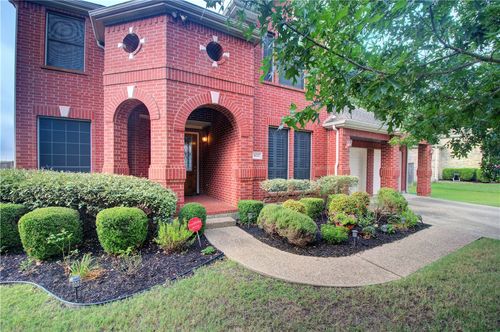 8217 Endeavor Cir, Austin, TX, 78726-1722 | Card Image