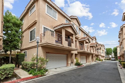 14050 Lemoli Way, Hawthorne, CA, 90250 | Card Image