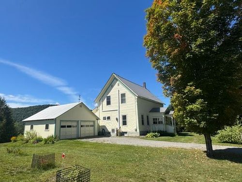 121 West Main Street, Hyde Park, VT, 05655 | Card Image
