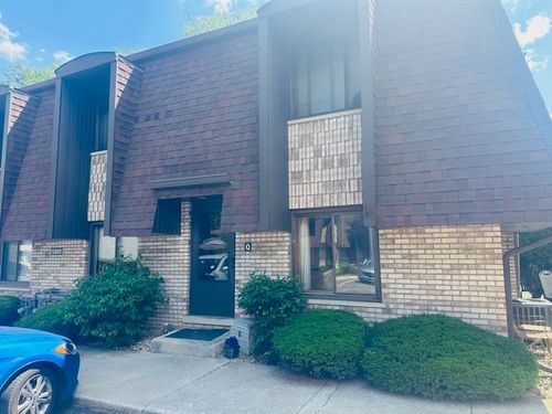 apt-q-15800 Laramie Ave, Oak Forest, IL, 60452-3499 | Card Image